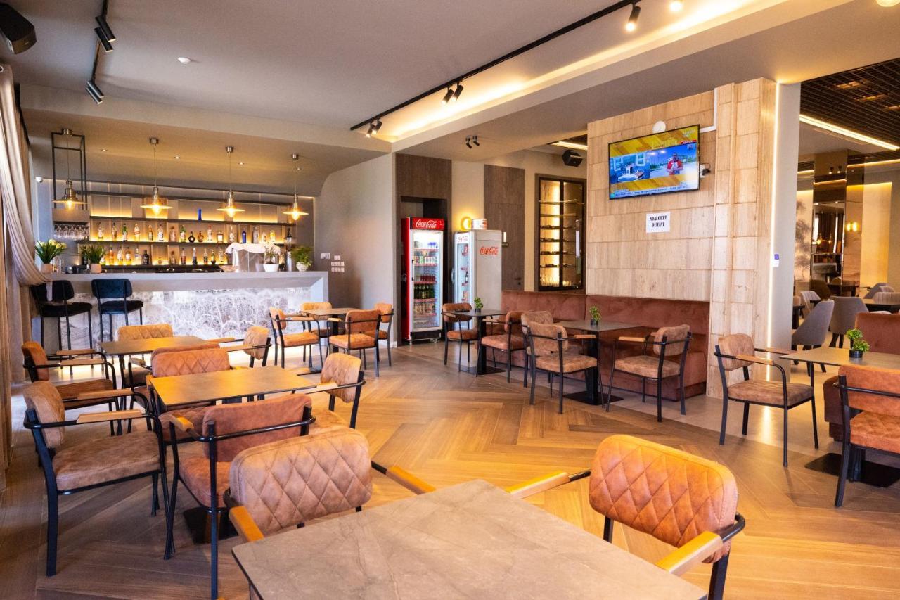 New Donantelo Hotel Влёра Экстерьер фото