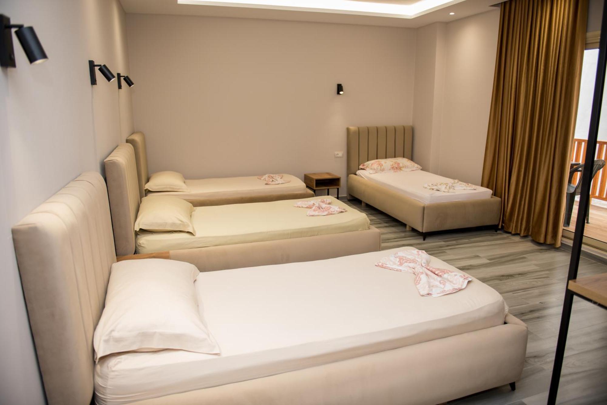 New Donantelo Hotel Влёра Экстерьер фото